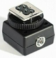  YongNuo  FA-696 Hot Shoe Adapter for Nikon