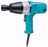   Makita 6905B