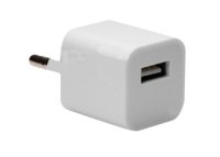   iQFuture 5W USB Power Adapter IQ-A  04  iPhone / iPod / iPad  White
