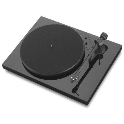    Pro-Ject Debut III Phono USB Piano