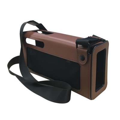 - Creative Iroar GO Carry-Bag Brown  