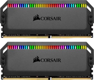   Corsair CMT32GX4M2C3000C15